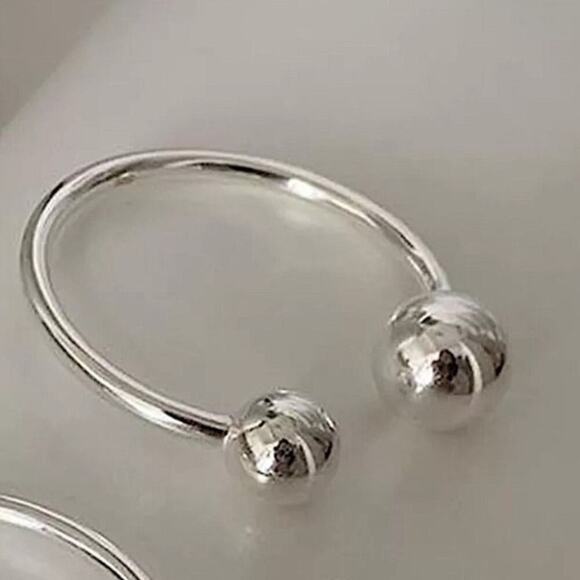 Silver Large Ball Small Ball Bangle Bracelet - Picture 4 of 5